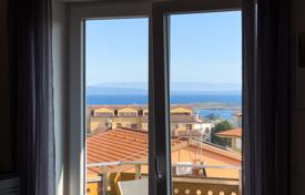 Wohnung We are selling an apartment with a sea view!. 320 000 €