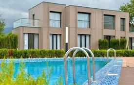 Haus in der stadt 257 m² in Batumi, Georgien. $299 000