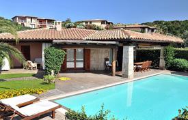 Villa – San Teodoro, Sardinien, Italien. 6 600 €  pro Woche