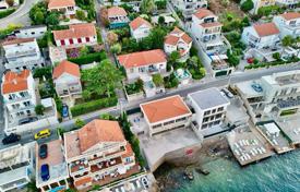 2-zimmer einfamilienhaus 120 m² in Tivat city, Montenegro. 385 000 €