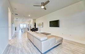 Eigentumswohnung – Doral, Florida, Vereinigte Staaten. $485 000