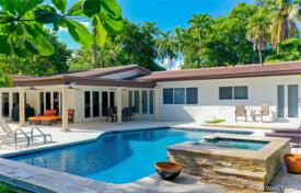 Villa – Coral Gables, Florida, Vereinigte Staaten. $1 100 000