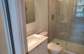 4-zimmer wohnung in Lake Shore Boulevard West, Kanada. C$991 000