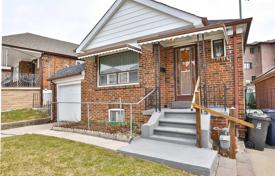 6-zimmer haus in der stadt in York, Kanada. C$1 071 000