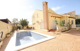 4-zimmer villa 172 m² in Orihuela Costa, Spanien. 555 000 €