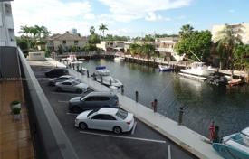 Eigentumswohnung – North Miami Beach, Florida, Vereinigte Staaten. $309 000