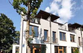 4-zimmer stadthaus 172 m² in Vidzeme Suburb, Lettland. 280 000 €