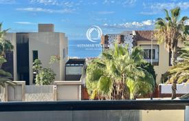 3-zimmer einfamilienhaus 120 m² in Adeje, Spanien. 665 000 €