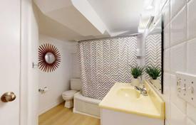 11-zimmer haus in der stadt in North York, Kanada. C$2 292 000