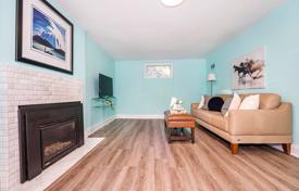 9-zimmer haus in der stadt in North York, Kanada. C$2 409 000