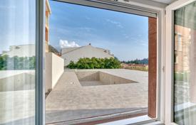 2-zimmer wohnung 60 m² in Petrovac, Montenegro. 220 000 €