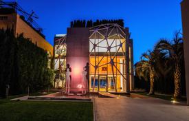 8-zimmer einfamilienhaus in Antibes, Frankreich. 31 000 €  pro Woche
