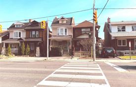 Haus in der Stadt – Dufferin Street, Toronto, Ontario,  Kanada. C$1 176 000