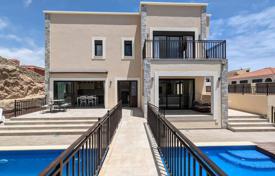 6-zimmer villa 581 m² in El Médano, Spanien. 1 690 000 €