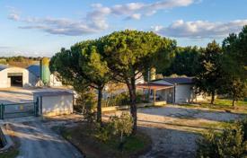 Grundstück in Castiglione del Lago, Italien. 2 350 000 €