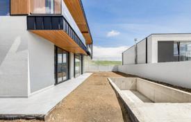 5-zimmer haus in der stadt 370 m² in Lisi lake, Georgien. $479 000