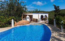Villa – Ibiza, Balearen, Spanien. 2 550 €  pro Woche