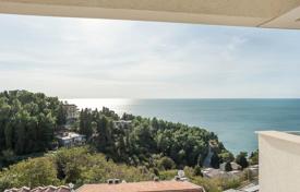 Zwei-Zimmer-Wohnung mit Meerblick in Ulcinj zu verkaufen. 105 000 €