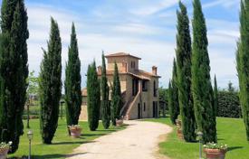Villa – Castiglione del Lago, Umbria, Italien. 1 300 000 €