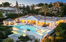 Villa – Nueva Andalucia, Marbella, Andalusien,  Spanien. 16 500 000 €
