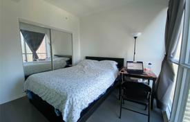 2-zimmer wohnung in Temperance Street, Kanada. C$1 000 000