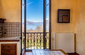 8-zimmer einfamilienhaus in Stresa, Italien. 950 000 €