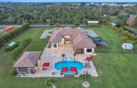 5-zimmer haus in der stadt 543 m² in Florida, Vereinigte Staaten. $3 890 000