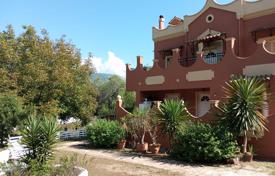 6-zimmer stadthaus auf Korfu (Kerkyra), Griechenland. 495 000 €