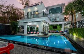8-zimmer villa 800 m² in Chonburi, Thailand. $742 000