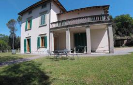 11-zimmer villa 326 m² in Florenz, Italien. 900 000 €