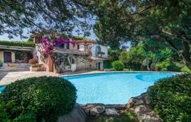 Villa – Porto Cervo, Sardinien, Italien. Price on request