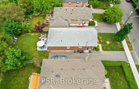 6-zimmer haus in der stadt in North York, Kanada. C$1 298 000