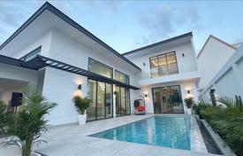 New residential complex with villas in East Pattaya, Thailand. ab $297 000