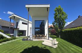 Einfamilienhaus 318 m² in Domzale, Slowenien. 2 490 000 €