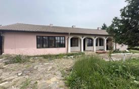 Haus in der Stadt – Kosharitsa, Burgas, Bulgarien. 350 000 €