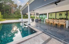 5-zimmer villa 365 m² in Pattaya, Thailand. $775 000