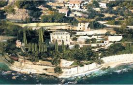 40-zimmer villa in Alassio, Italien. Price on request