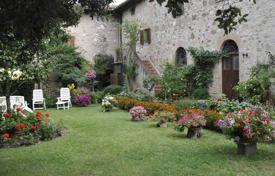 Villa – Castelnuovo Berardenga, Toskana, Italien. 1 200 000 €
