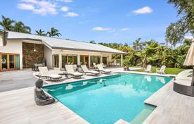 Villa – Pinecrest, Florida, Vereinigte Staaten. 1 860 000 €