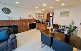 2-zimmer wohnung 82 m² in Pattaya, Thailand. $256 000