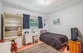 7-zimmer stadthaus in North York, Kanada. C$1 164 000