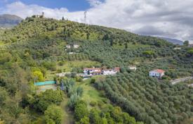 15-zimmer villa in Capezzano Pianore, Italien. 2 500 000 €
