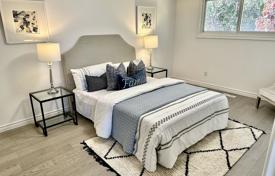 12-zimmer stadthaus in North York, Kanada. C$1 743 000