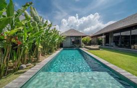3-zimmer villa 250 m² in Batu Bolong Beach, Indonesien. $850 000
