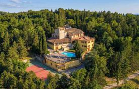 15-zimmer villa 1462 m² in Sarteano, Italien. 1 300 000 €