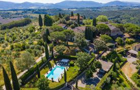 Villa – Florenz, Toskana, Italien. 4 000 000 €