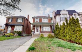 6-zimmer haus in der stadt in North York, Kanada. C$1 920 000