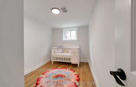 15-zimmer haus in der stadt in North York, Kanada. C$2 354 000
