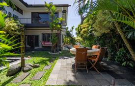 5-zimmer villa 370 m² in Jimbaran, Indonesien. $577 000