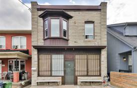 Haus in der Stadt – Dufferin Street, Toronto, Ontario,  Kanada. C$1 343 000